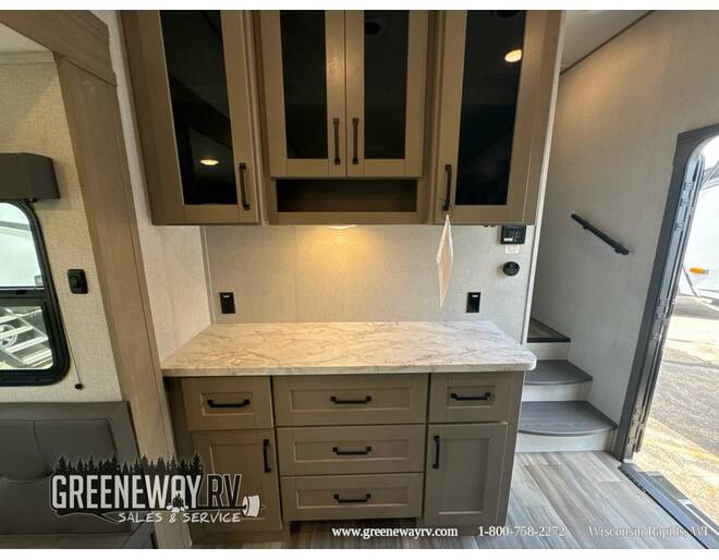 2024 Grand Design Reflection 100 Series 28RL Fifth Wheel at Grand Design - Greeneway RV STOCK# 11040 Photo 18