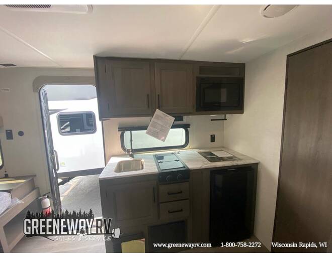 2025 Grand Design Transcend One 151BH Travel Trailer at Grand Design - Greeneway RV STOCK# 11192 Photo 8