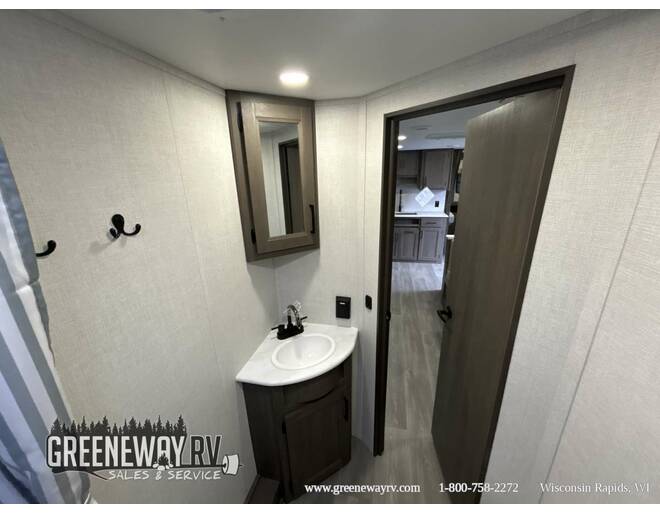 2025 Grand Design Transcend Xplor 26BHX Travel Trailer at Grand Design - Greeneway RV STOCK# 11239 Photo 13