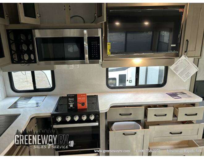 2025 Grand Design Reflection 150 260RD Fifth Wheel at Grand Design - Greeneway RV STOCK# 11250 Photo 17