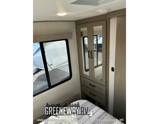 2025 Grand Design Reflection 150 260RD Fifth Wheel at Grand Design - Greeneway RV STOCK# 11250 Photo 27