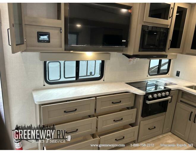 2025 Grand Design Reflection 100 Series 27BH Fifth Wheel at Grand Design - Greeneway RV STOCK# 11251 Photo 13