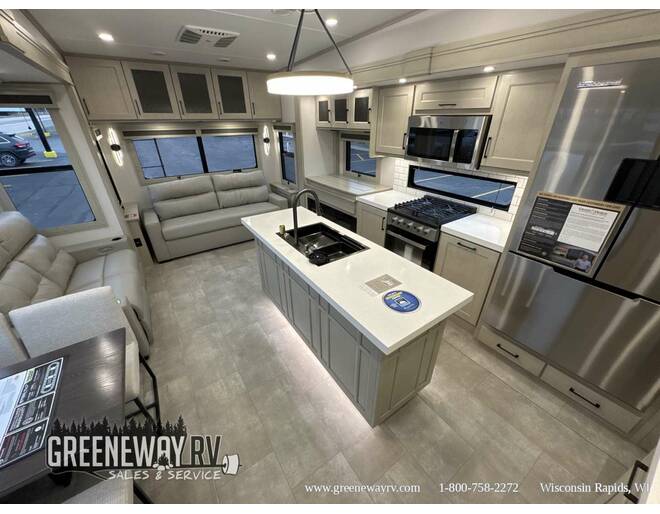 2025 Grand Design Solitude 310GK Fifth Wheel at Grand Design - Greeneway RV STOCK# 11304 Photo 13