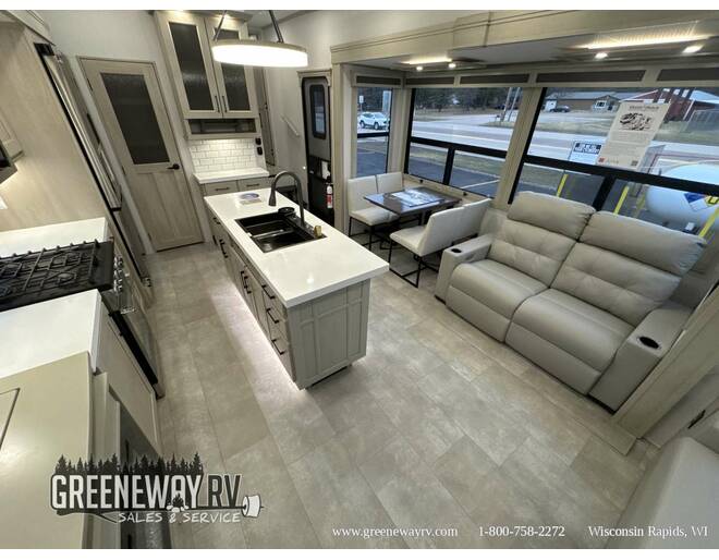 2025 Grand Design Solitude 310GK Fifth Wheel at Grand Design - Greeneway RV STOCK# 11304 Photo 15