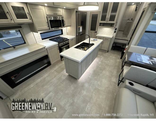 2025 Grand Design Solitude 310GK Fifth Wheel at Grand Design - Greeneway RV STOCK# 11304 Photo 16