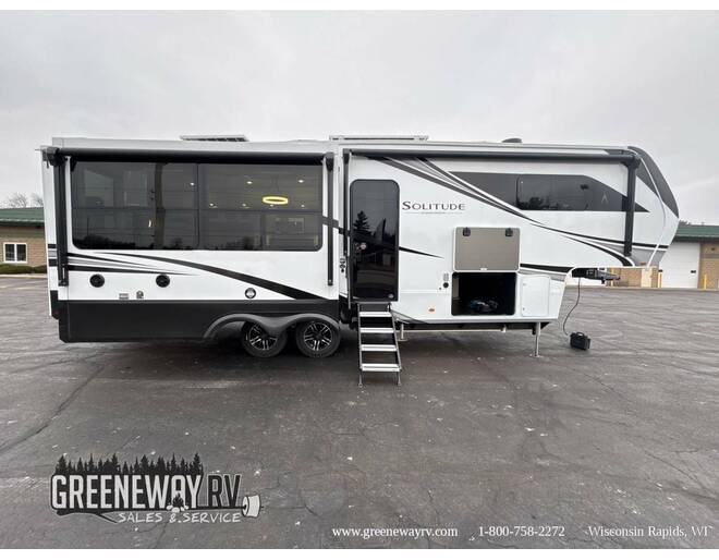 2025 Grand Design Solitude 310GK Fifth Wheel at Grand Design - Greeneway RV STOCK# 11304 Photo 9